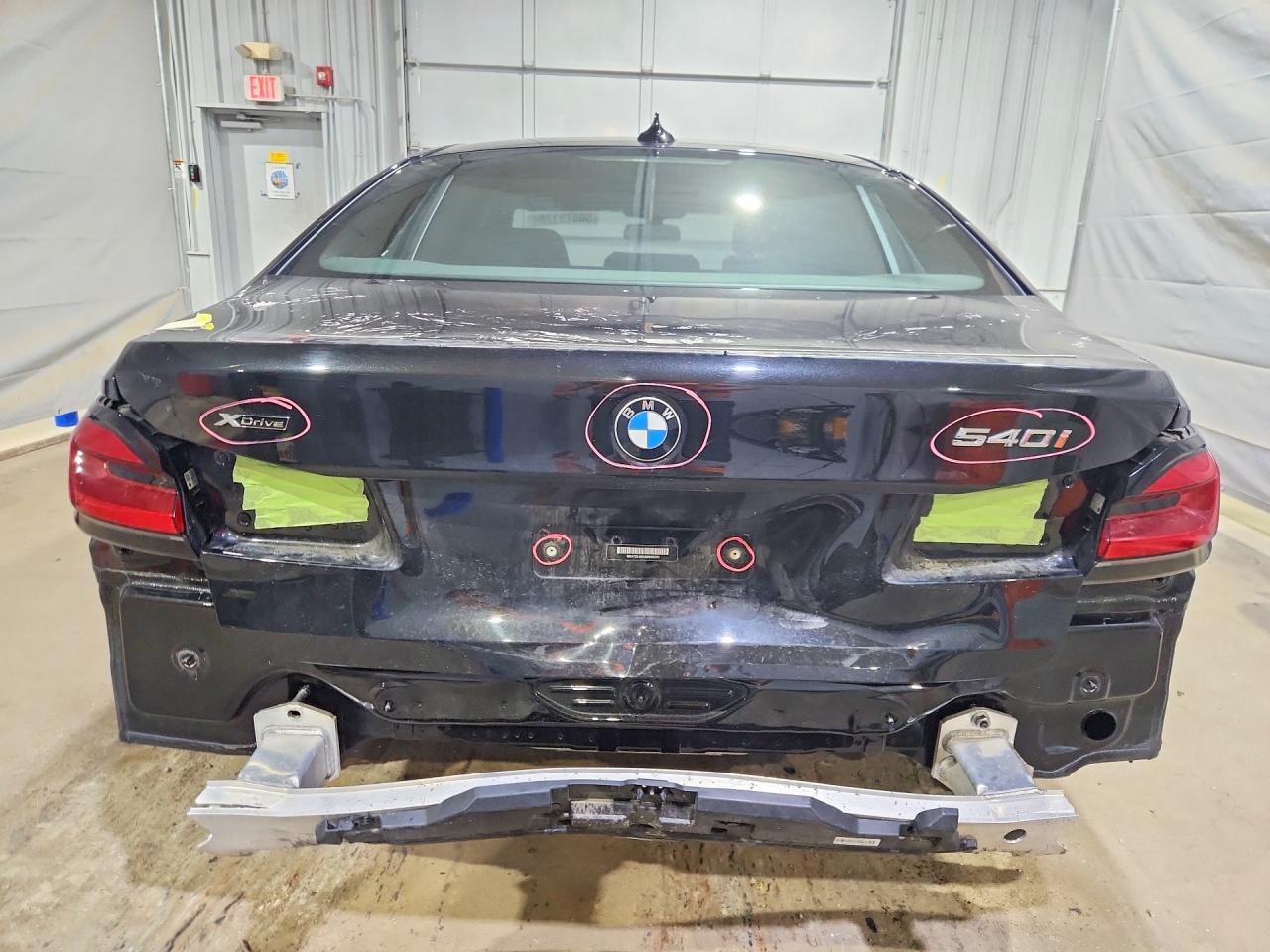 2021 BMW 540 Xi - Фото 6