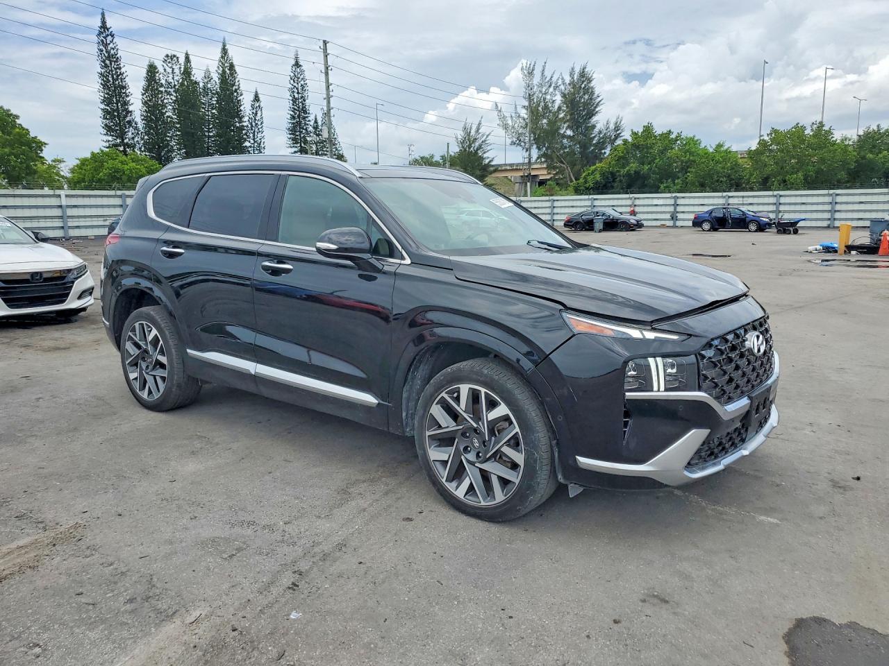 2023 Hyundai Santa Fe Calligraphy - Image 4