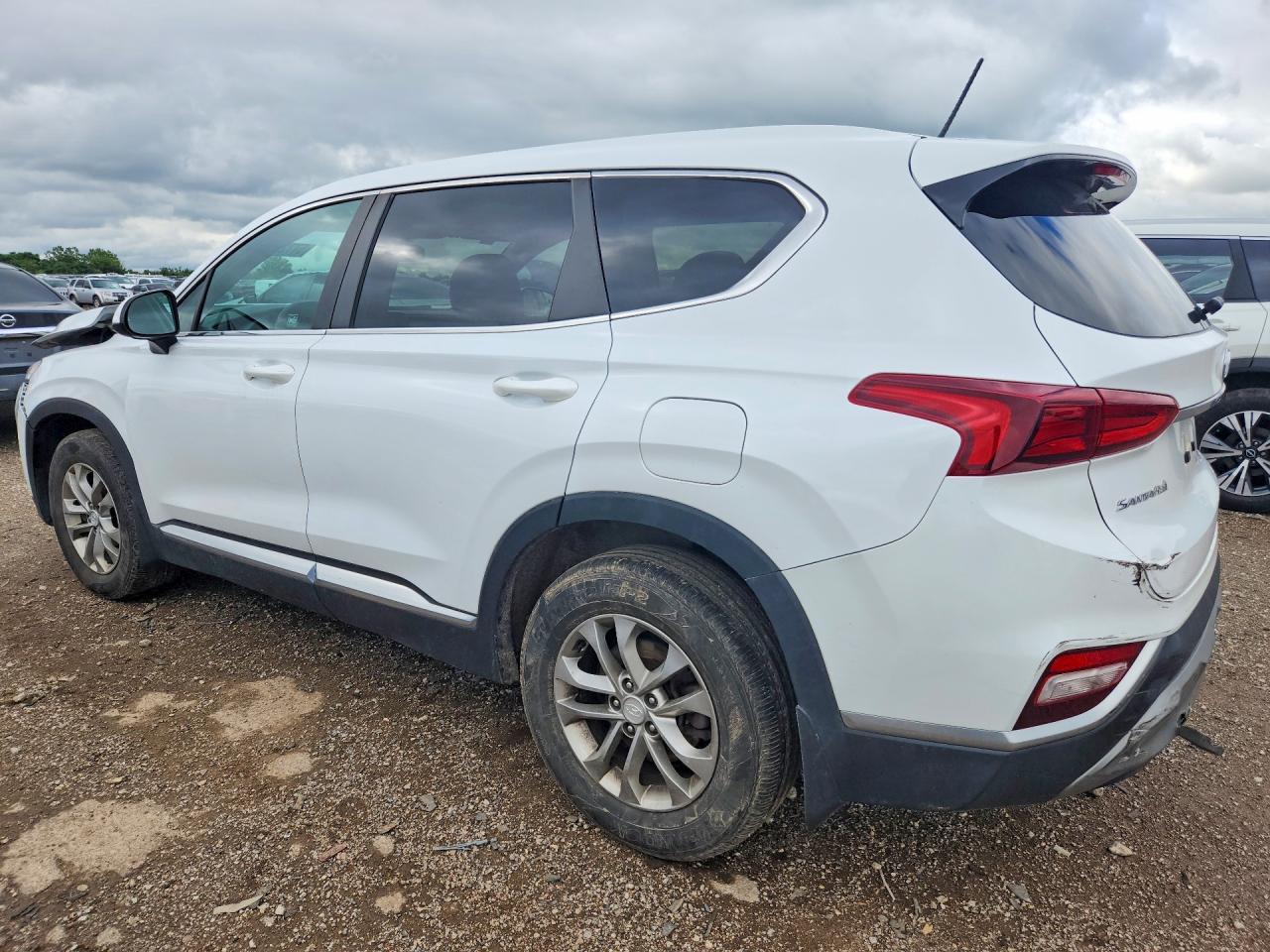 2020 Hyundai Santa Fe Se - Фото 2