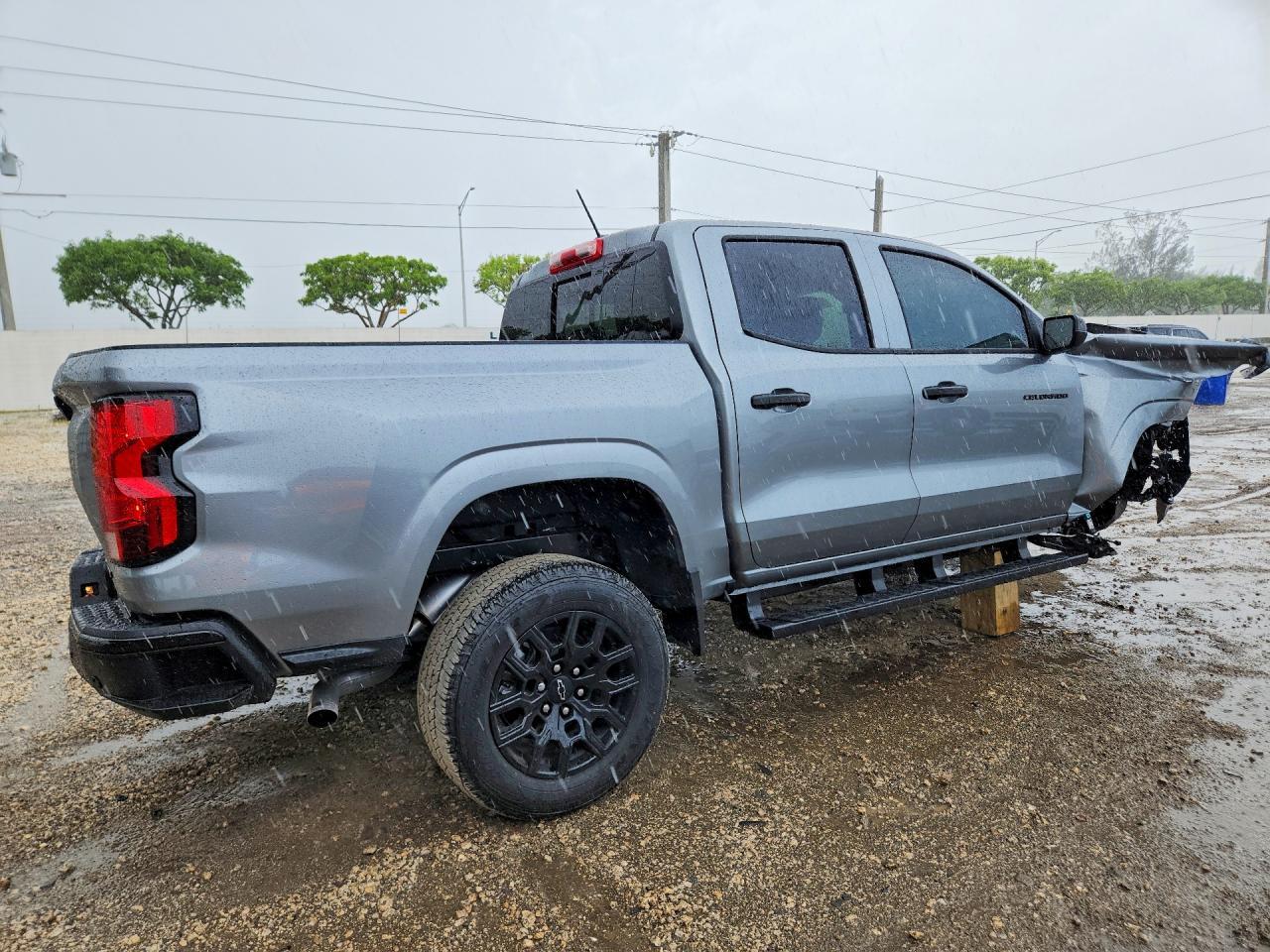 2026 Chevrolet Colorado - Image 3