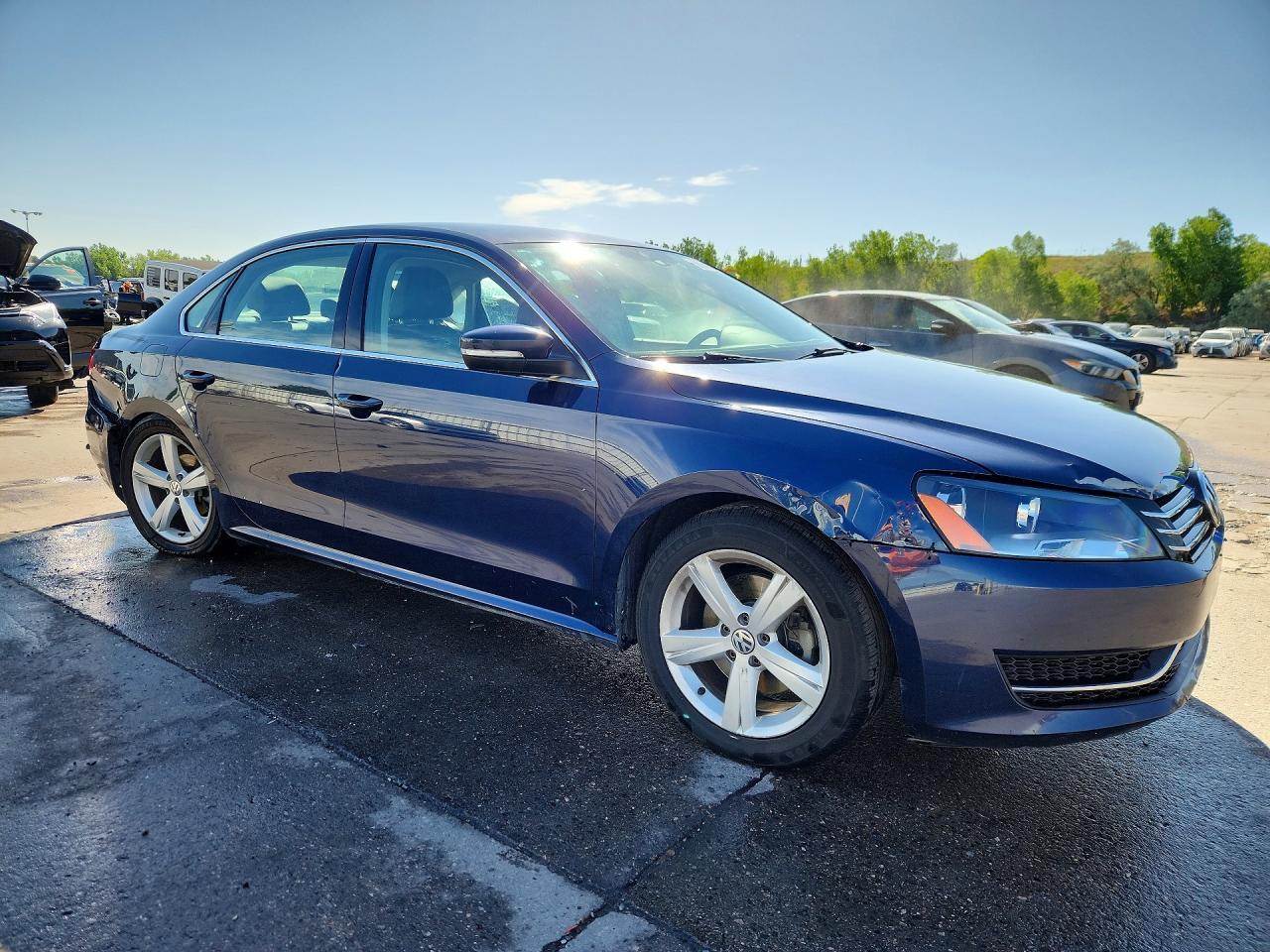 2014 Volkswagen Passat Se - Фото 4
