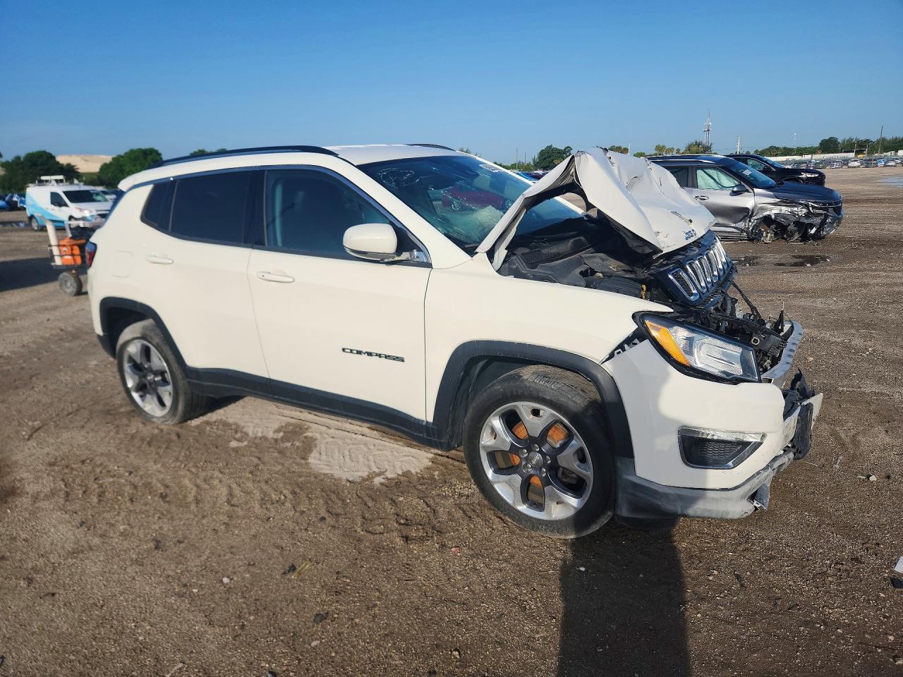 2021 Jeep Compass Limited - Фото 4