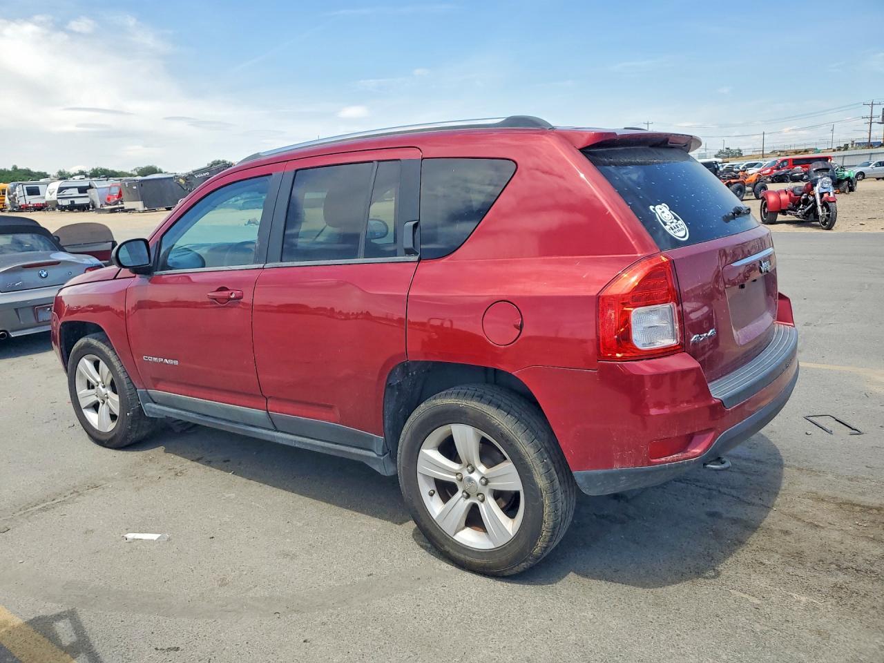 2011 Jeep Compass Sport - Фото 2