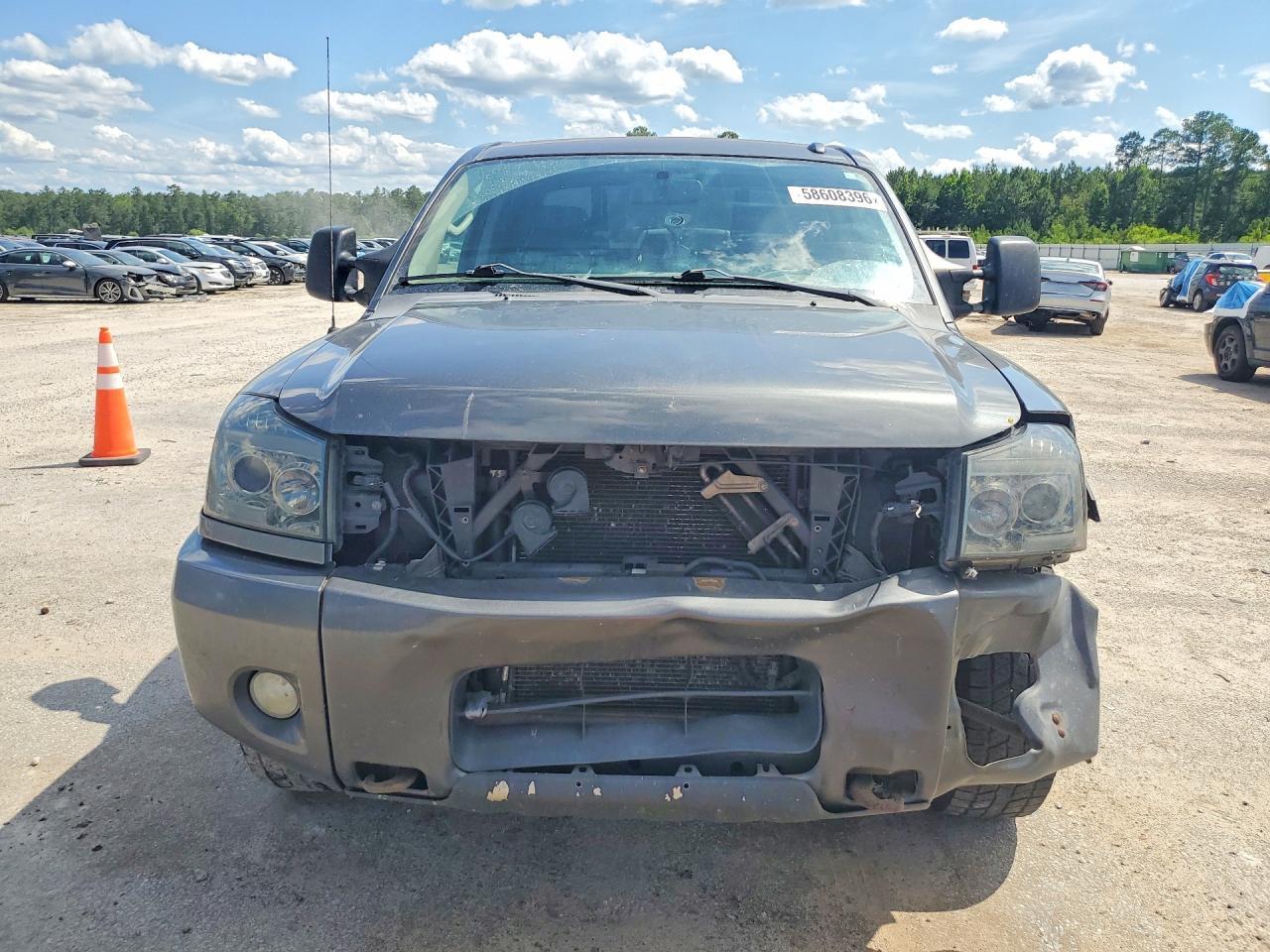 2010 Nissan Titan Se - Фото 5
