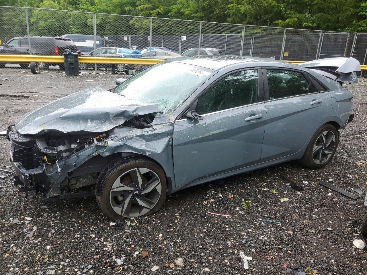 2022 Hyundai Elantra Limited