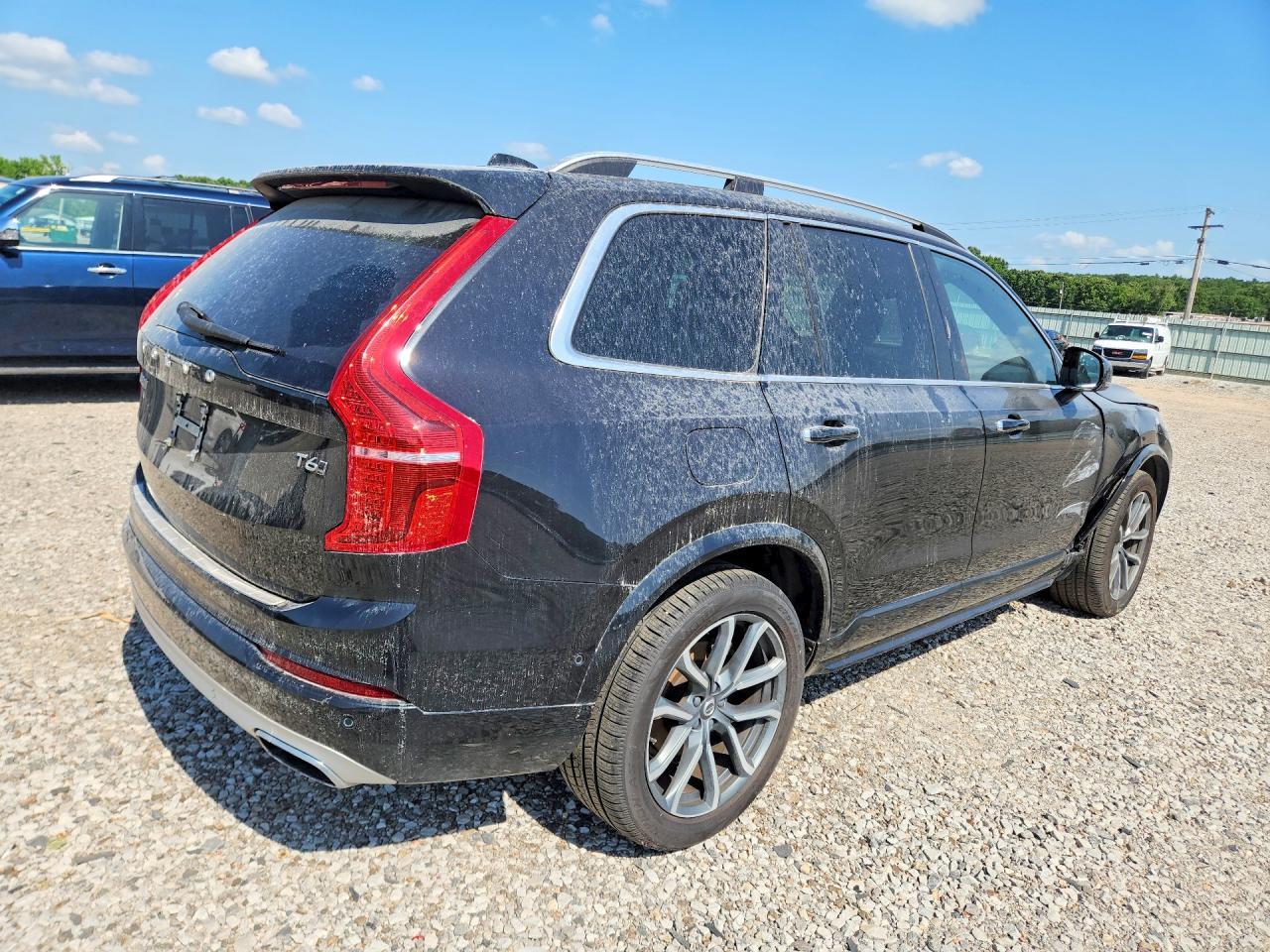 2017 Volvo Xc90 T6 - Фото 3