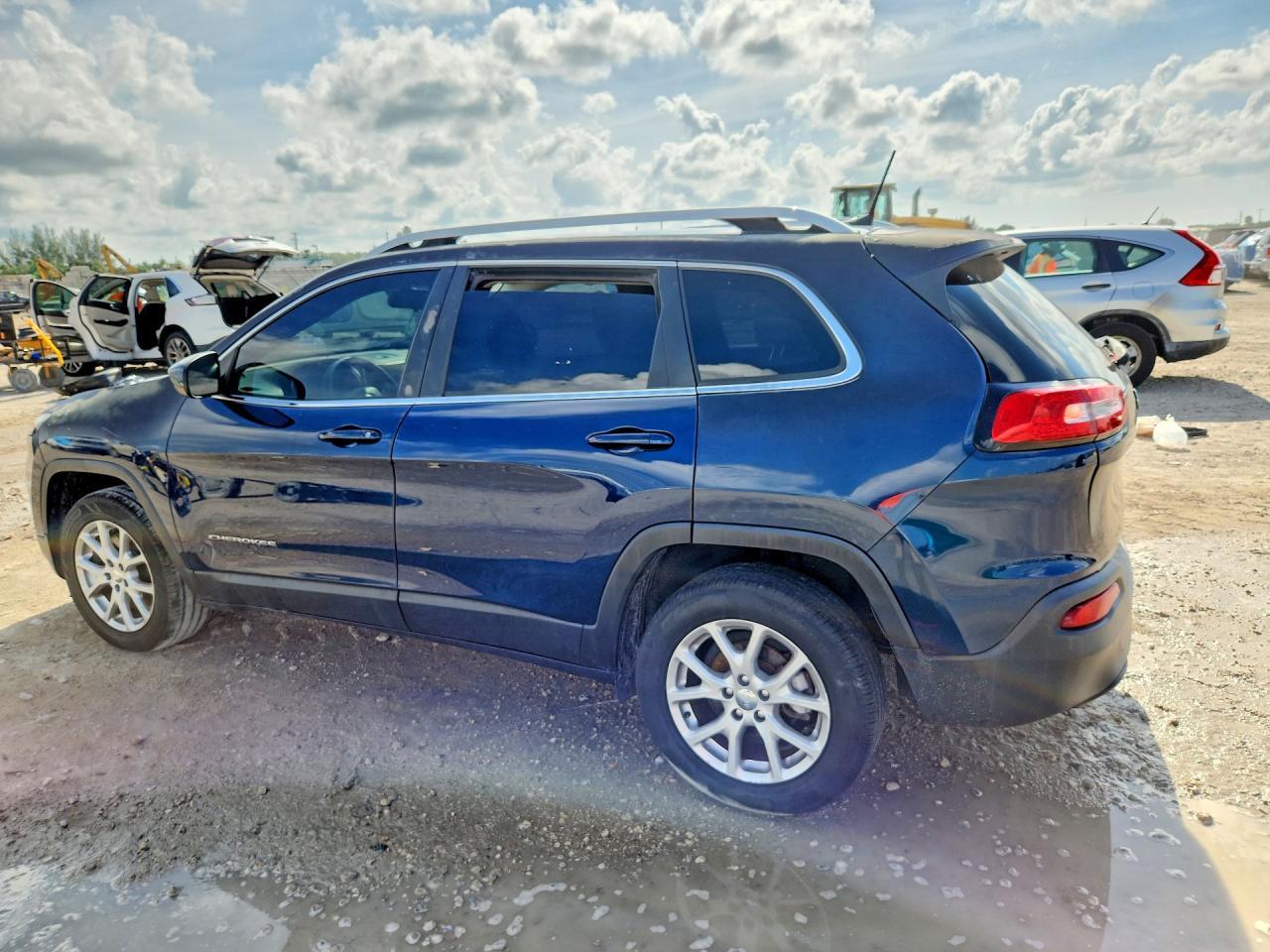 2018 Jeep Cherokee Latitude - Фото 2
