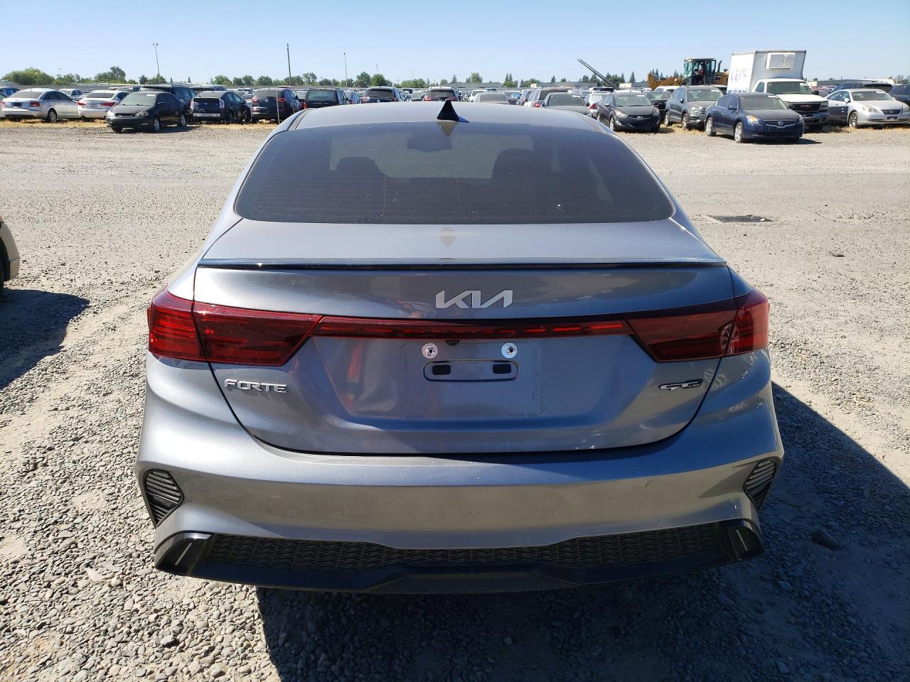 2023 Kia Forte Gt Line - Фото 6