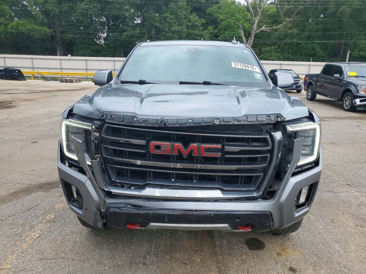 2021 GMC Yukon At4 - Фото 5