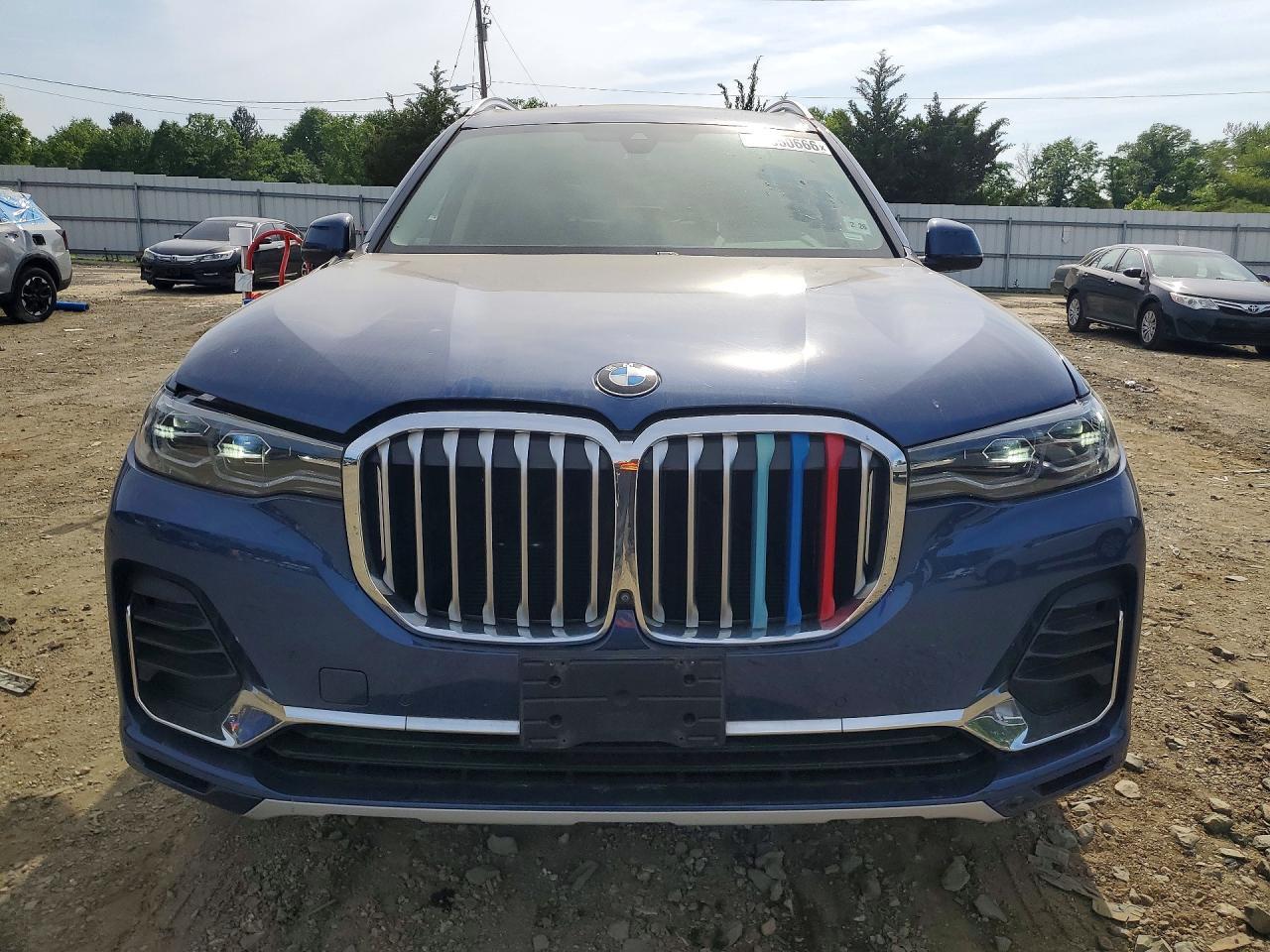 2021 BMW X7 xDrive40I - Фото 5