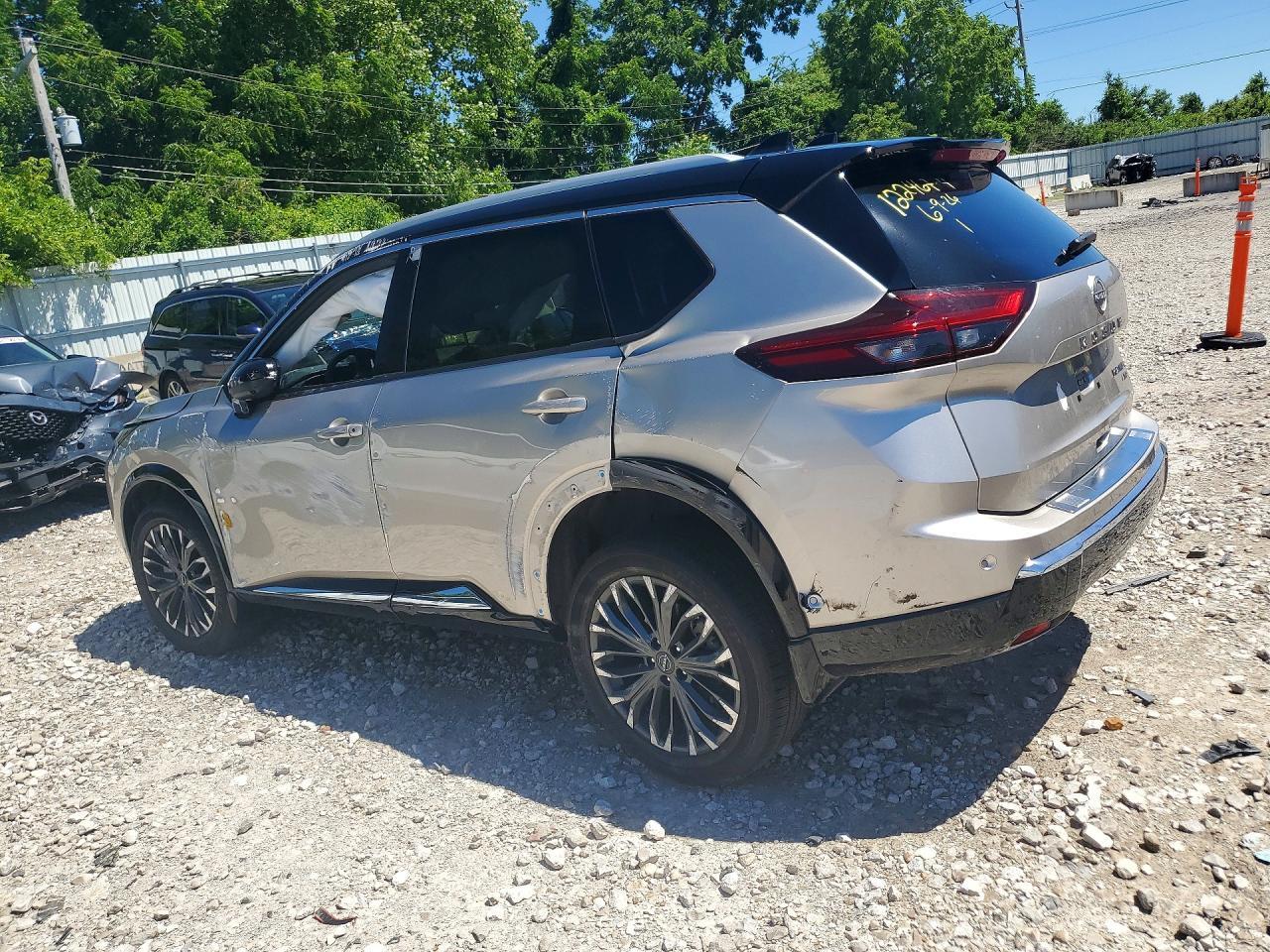 2026 Nissan Rogue Platinum - Фото 2