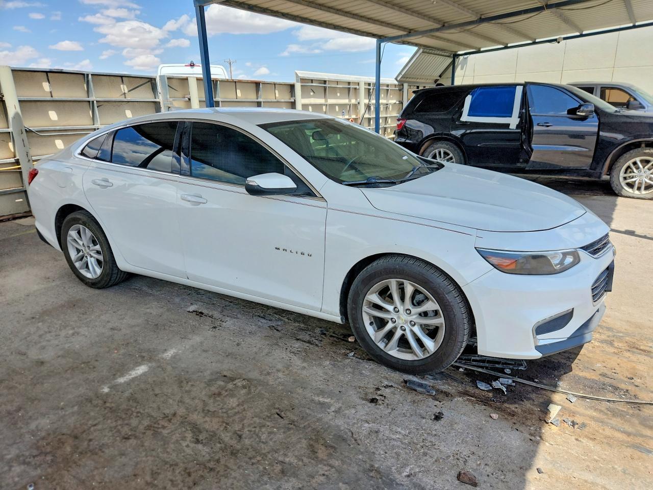 2018 Chevrolet Malibu Lt - Image 4