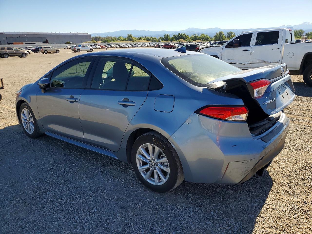 2025 Toyota Corolla Hybrid Le - Image 2