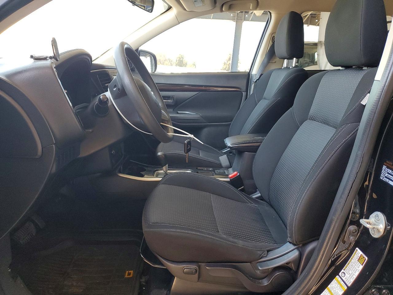 2020 Mitsubishi Outlander Es - Фото 7