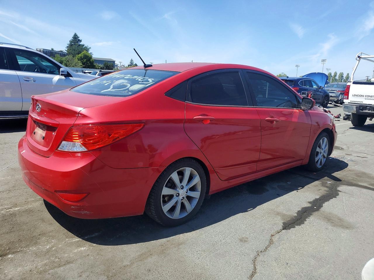 2014 Hyundai Accent Gls - Image 3