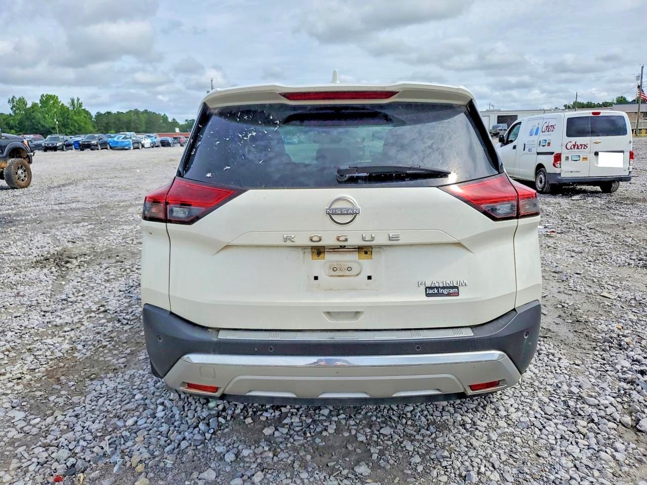 2023 Nissan Rogue Platinum - Фото 6
