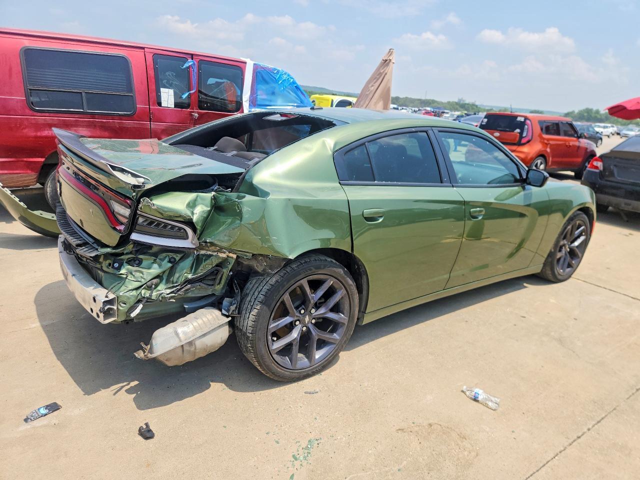 2020 Dodge Charger Sxt - Фото 3