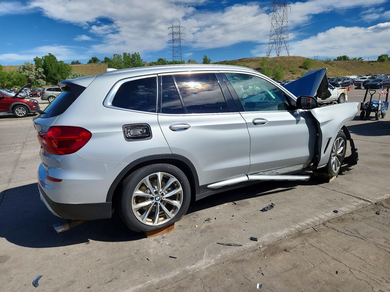 2019 BMW X3 xDrive30I - Фото 3