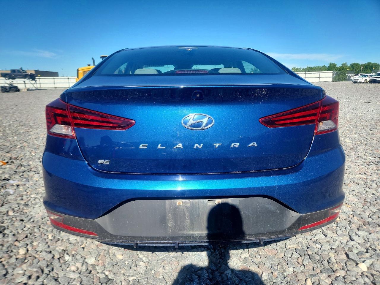 2020 Hyundai Elantra Se - Фото 6