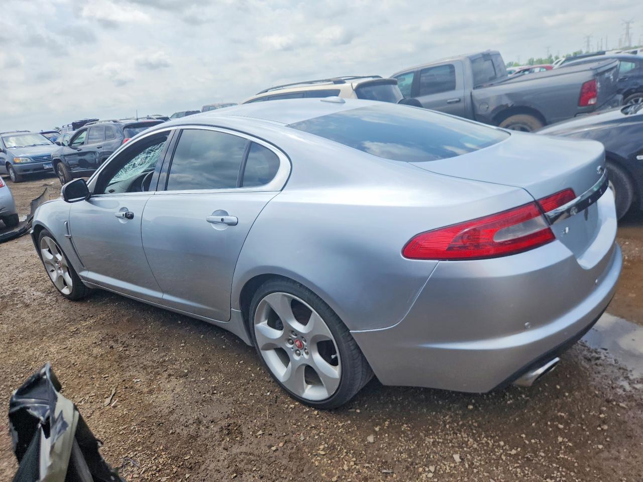 2009 Jaguar Xf Supercharged - Image 2
