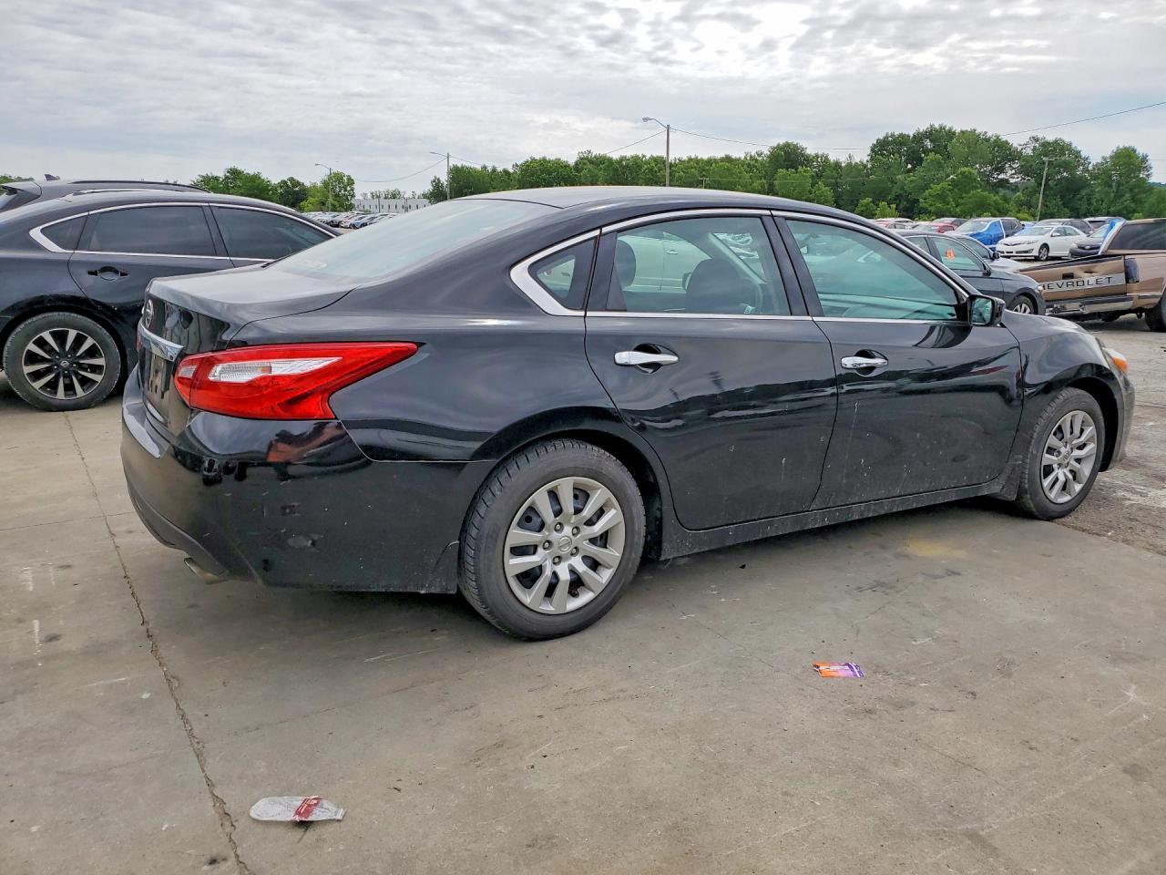 2017 Nissan Altima 2.5 S - Фото 3