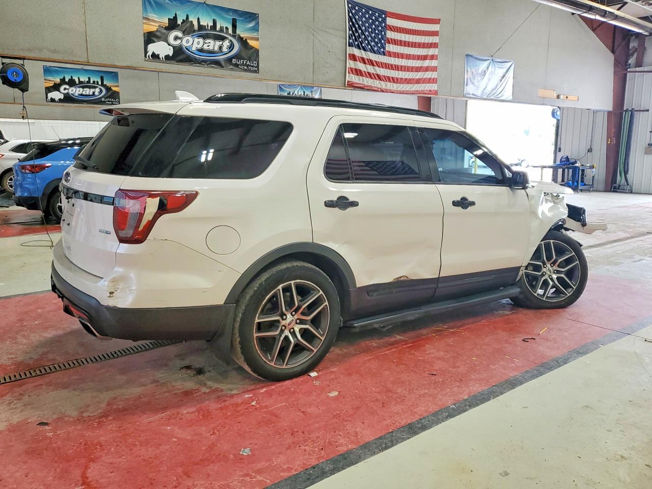 2017 Ford Explorer Sport - Фото 3