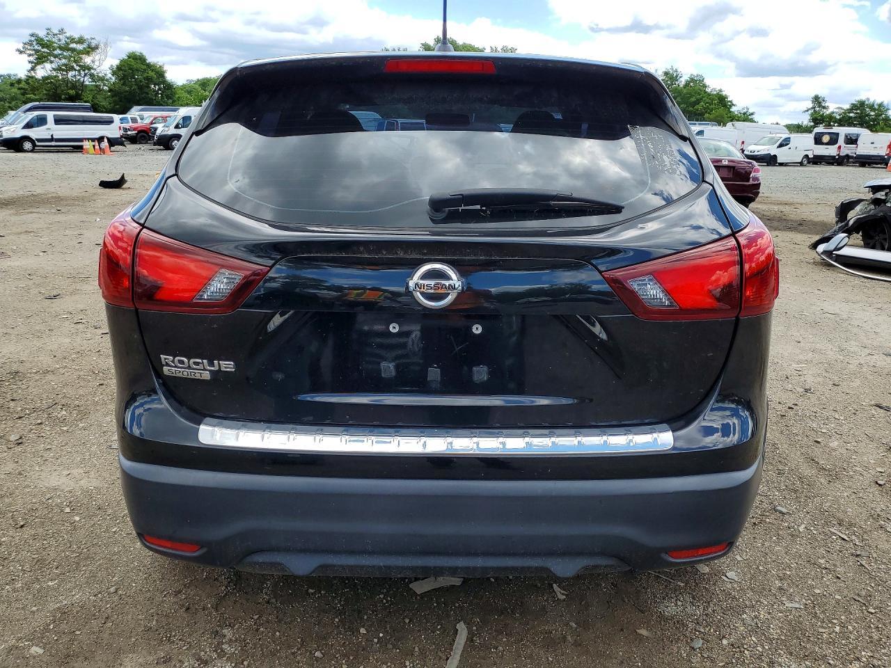 2017 Nissan Rogue Sport S - Фото 6