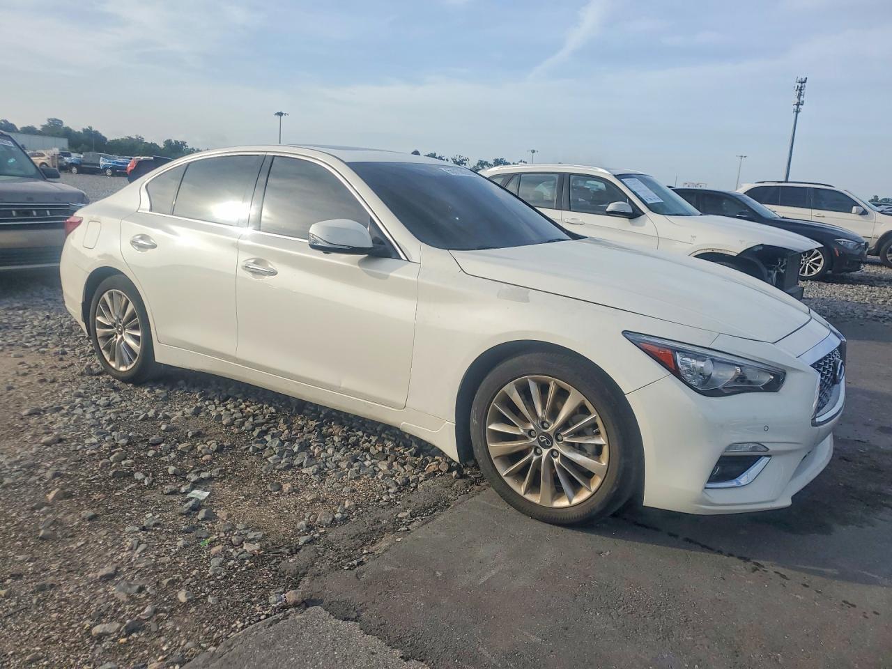 2021 Infiniti Q50 Luxe - Image 4