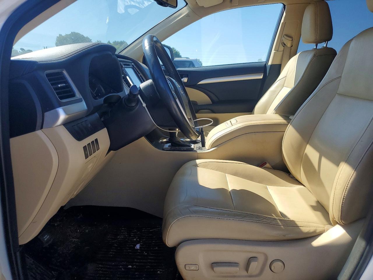 2014 Toyota Highlander Xle - Image 7