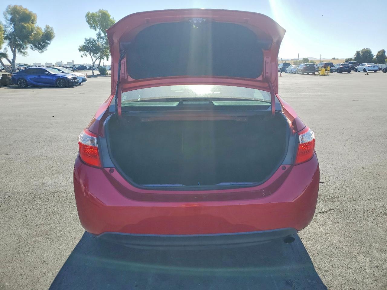 2015 Toyota Corolla Le Plus - Фото 6