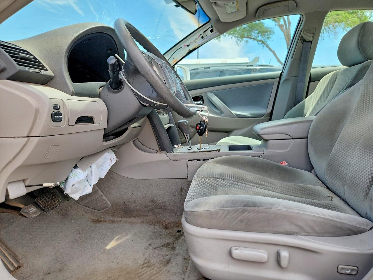 2008 Toyota Camry Le - Фото 7