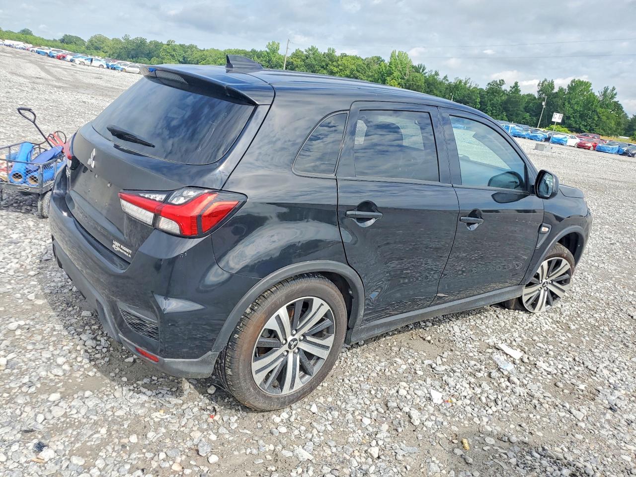 2022 Mitsubishi Outlander Sport Es - Фото 3