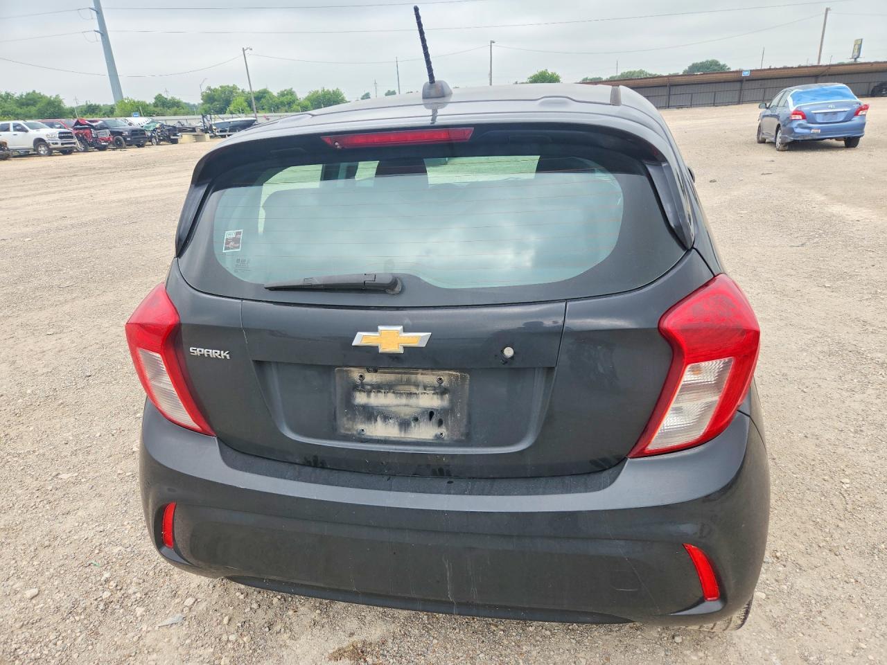 2022 Chevrolet Spark Ls - Фото 6
