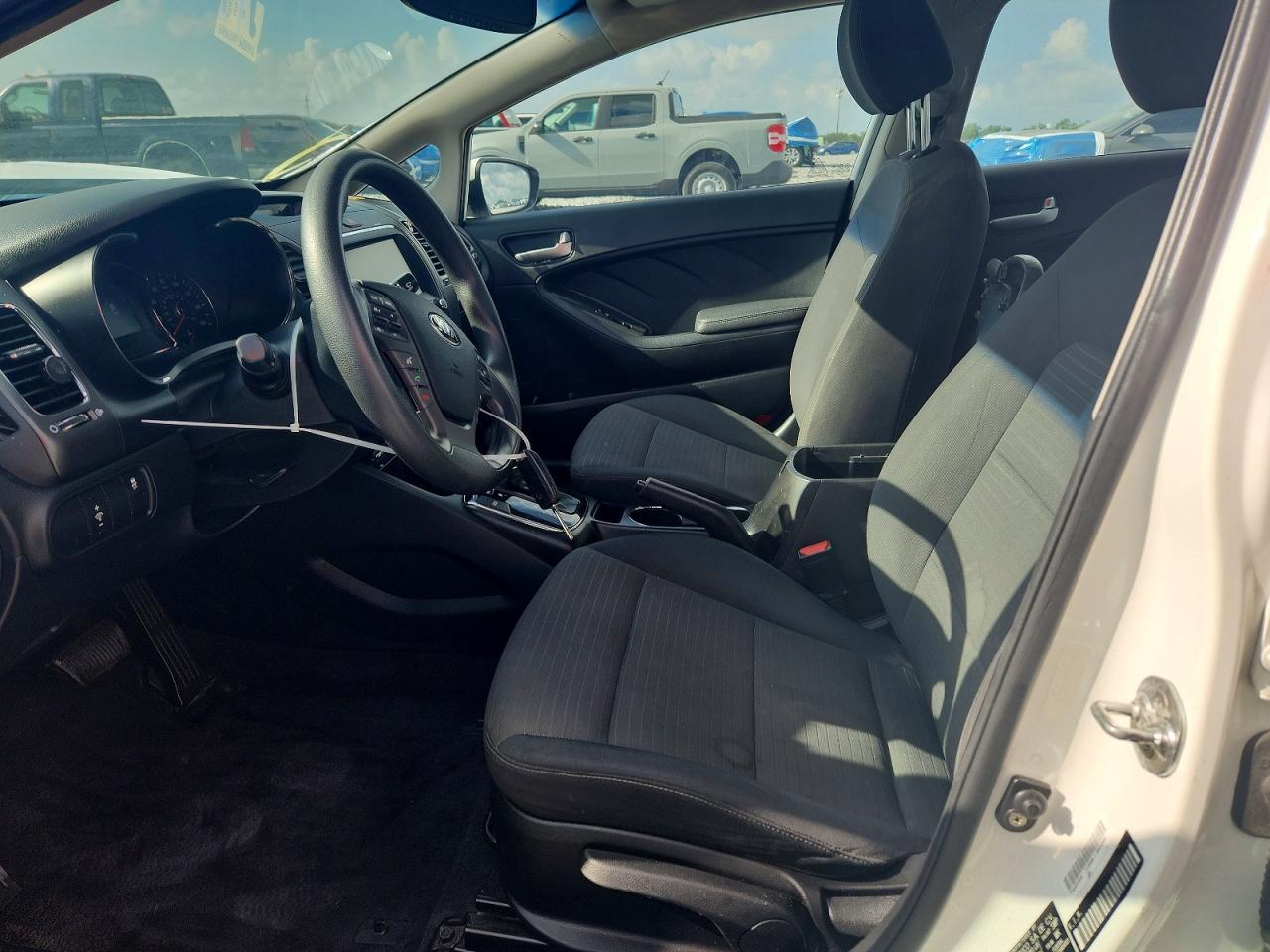 2018 Kia Forte Lxs - Фото 7