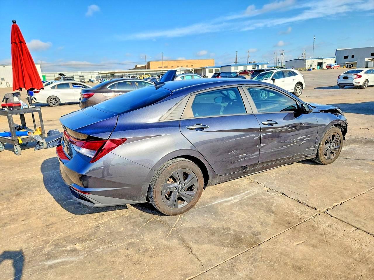 2021 Hyundai Elantra Sel - Image 3