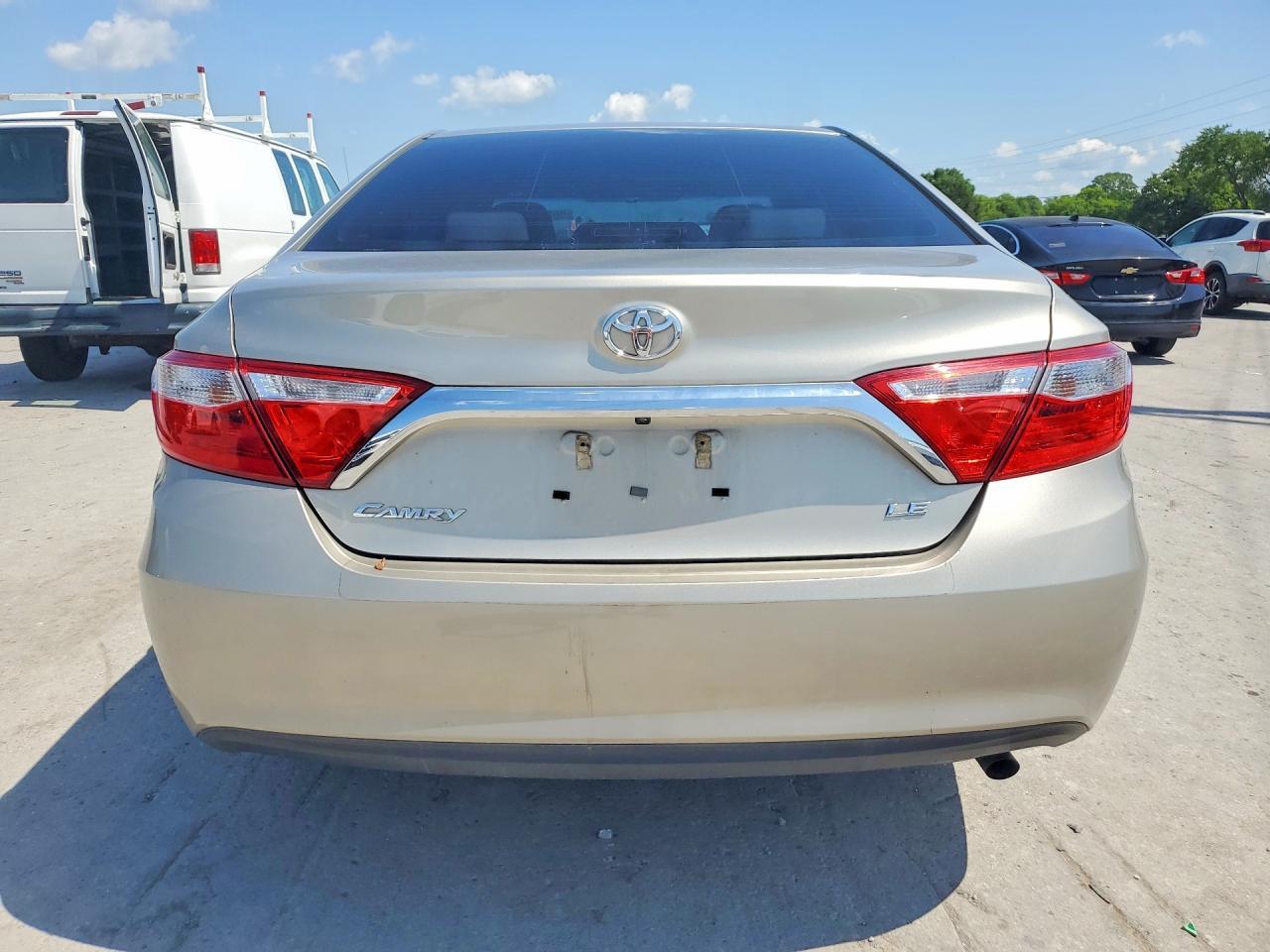 2016 Toyota Camry Le - Image 6