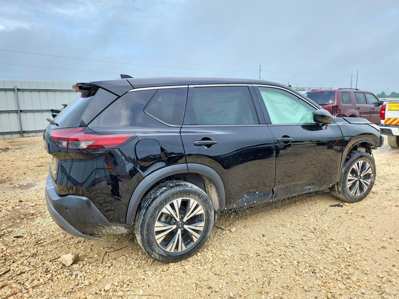 2023 Nissan Rogue Sv - Фото 3
