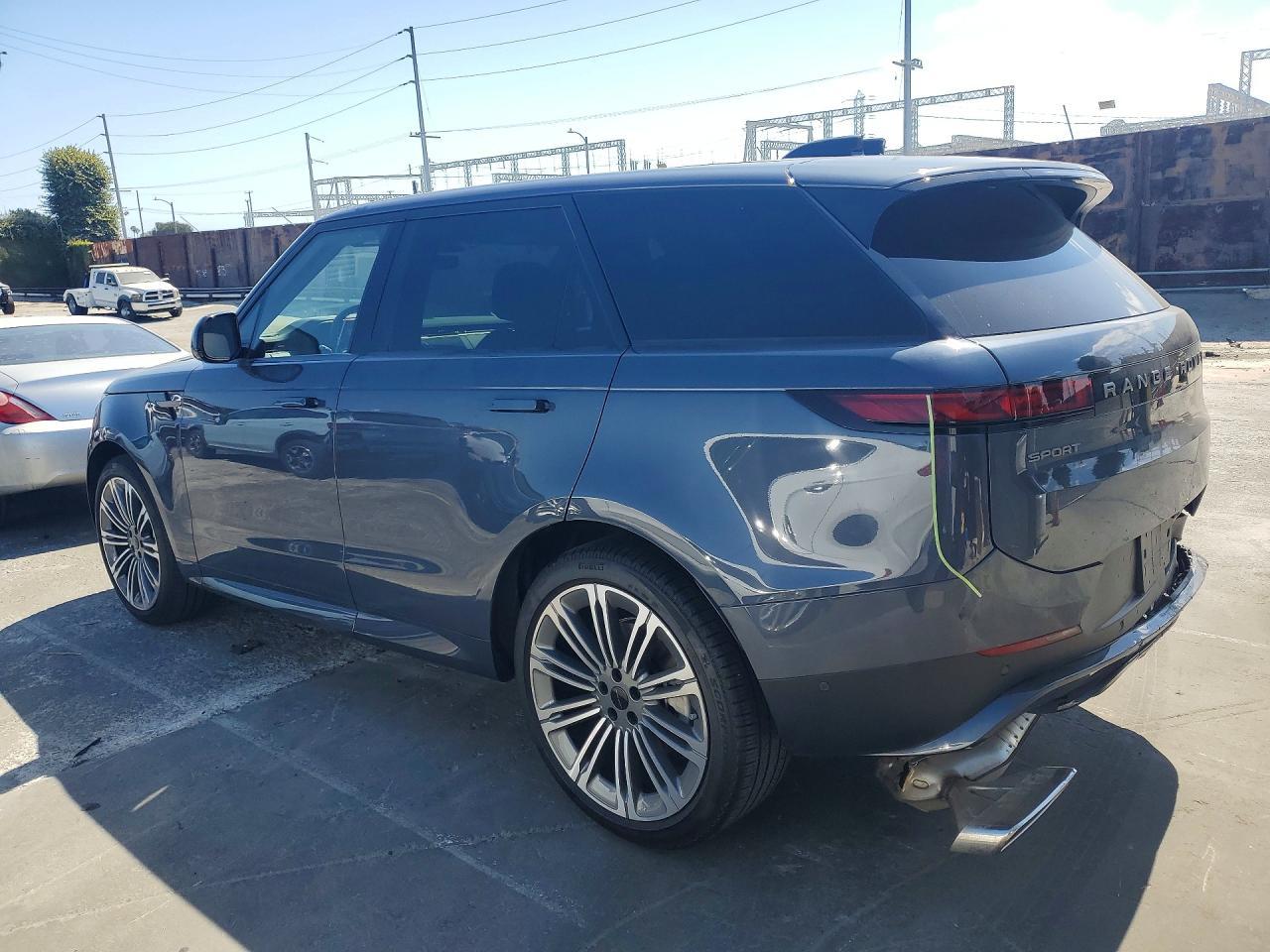 2026 Land Rover Range Rover Sport Se - Фото 2