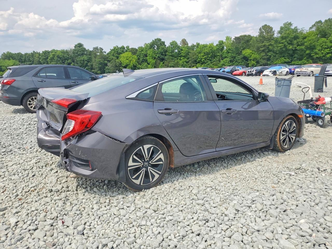 2017 Honda Civic Ex - Image 3