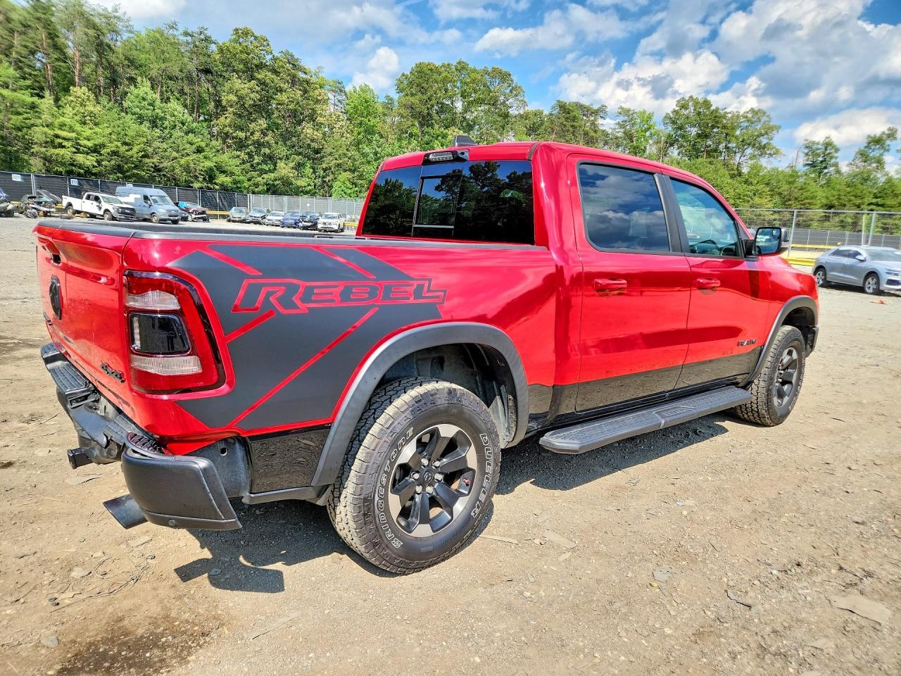 2021 Ram 1500 Rebel - Фото 3