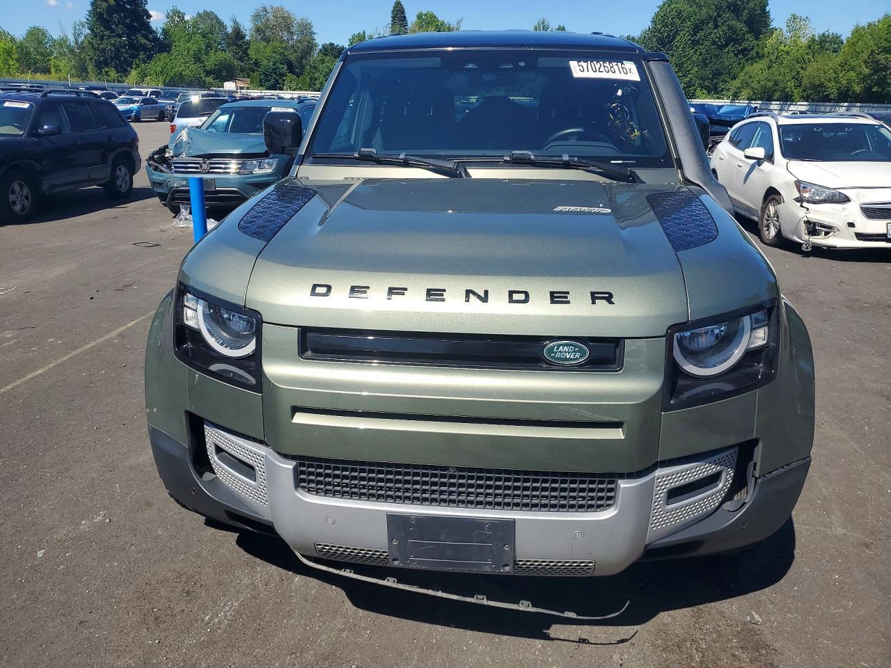 2021 Land Rover Defender 110 - Фото 5