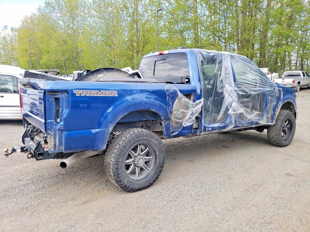 2022 Ford 350 - Image 3