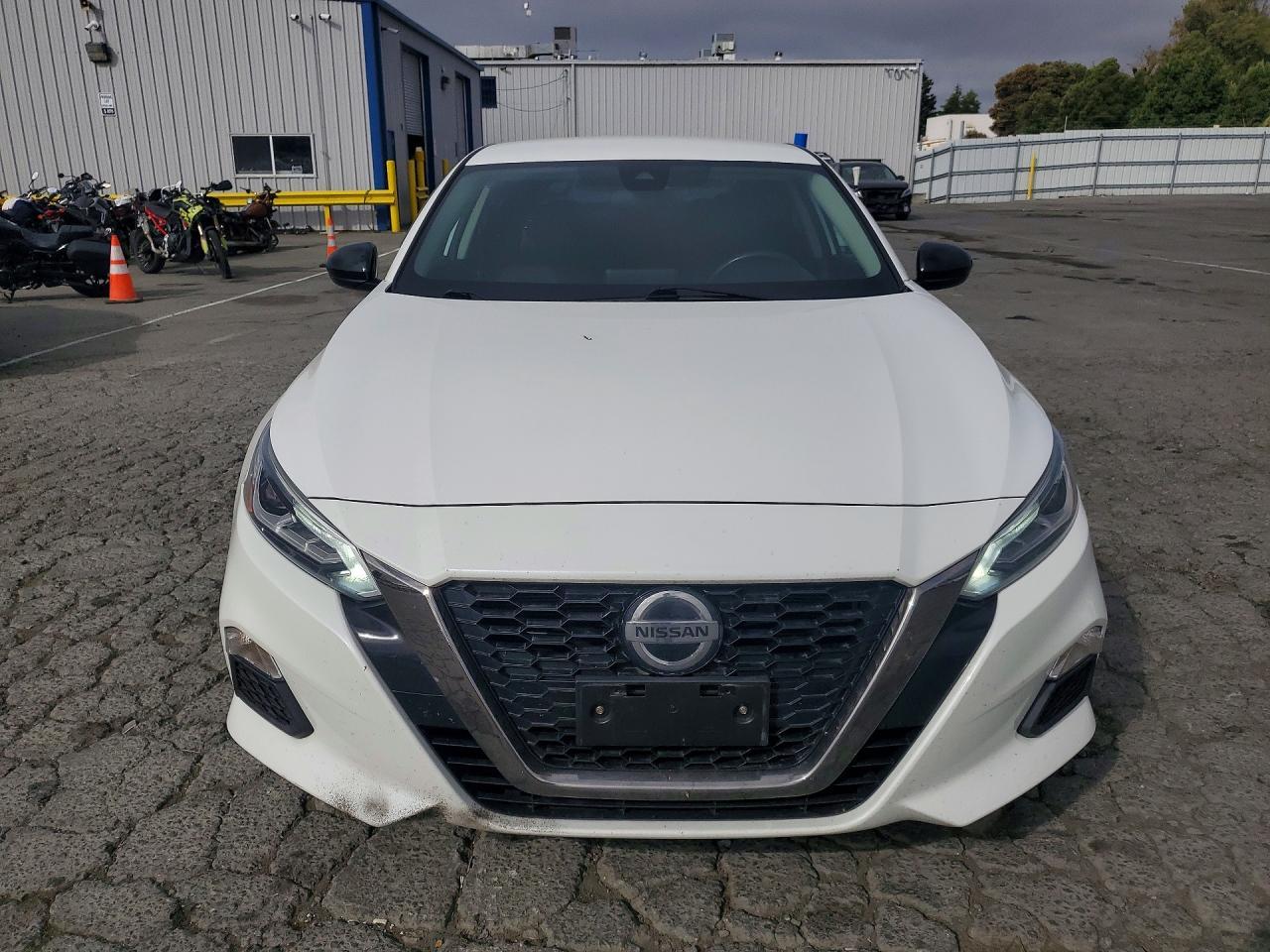 2022 Nissan Altima Sr - Фото 5