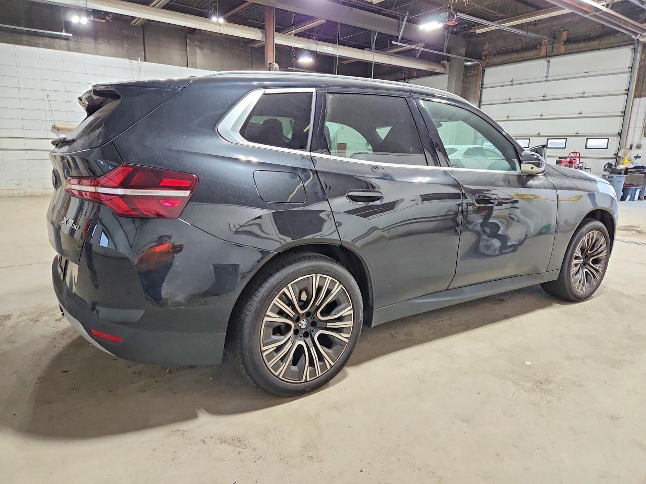 2025 BMW X3 30 xDrive - Фото 3