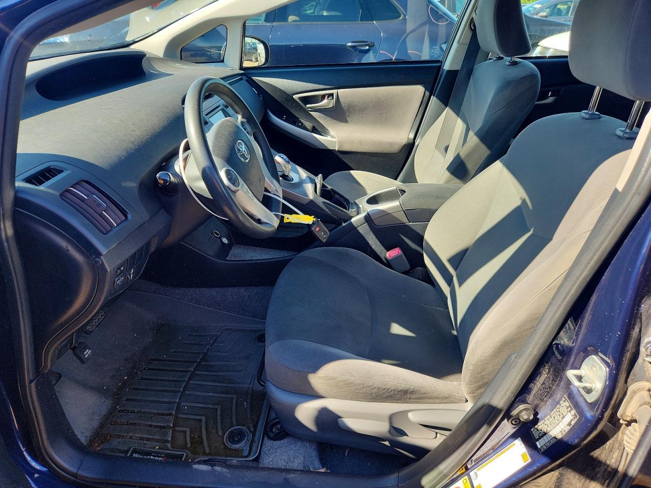2013 Toyota Prius Three - Фото 7