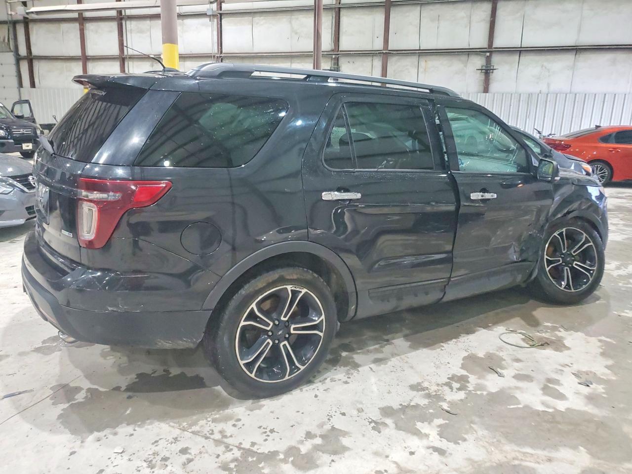 2013 Ford Explorer Sport - Фото 3