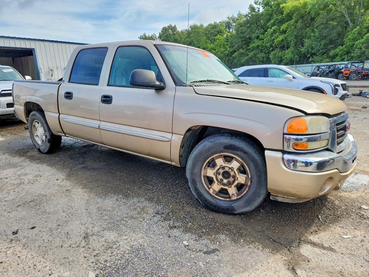 2006 GMC New Sierra C1500 - Фото 4