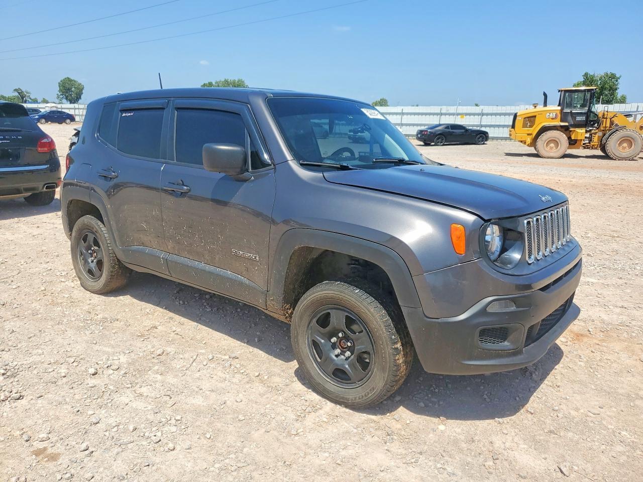 2018 Jeep Renegade - Image 4