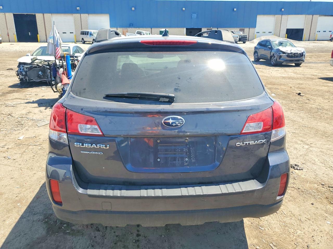 2013 Subaru Outback 2.5I Limited - Фото 6