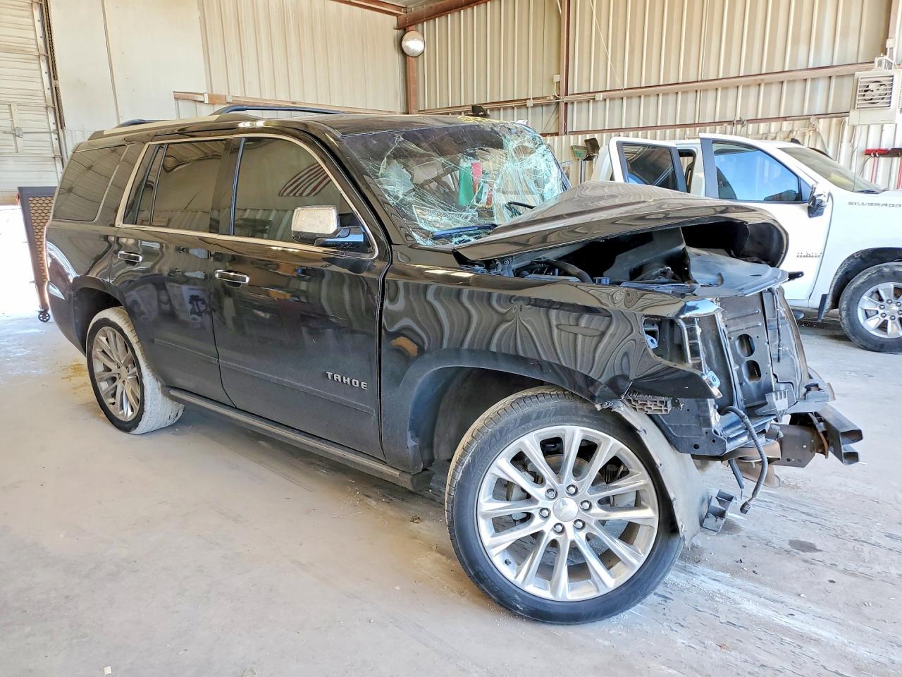 2019 Chevrolet Tahoe C1500 Premier - Фото 4